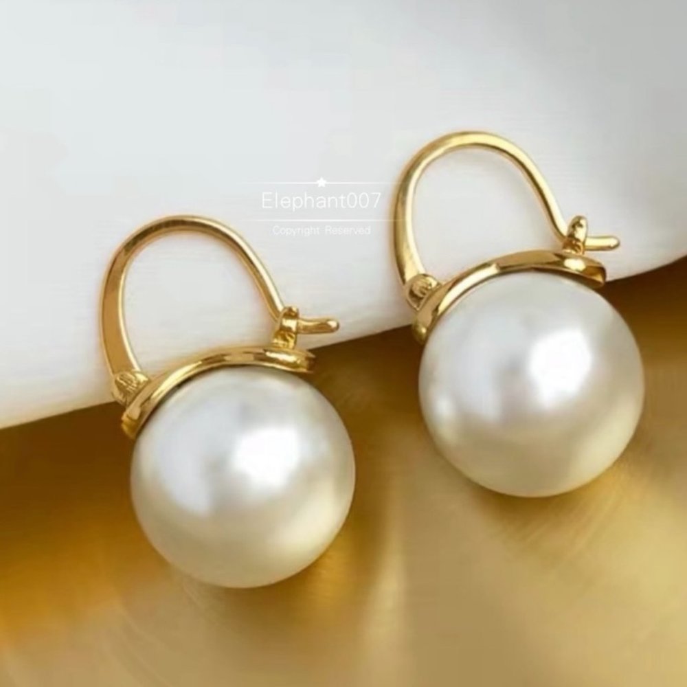Kate Spade New York pearl pendant earrings - Picture 3 of 3